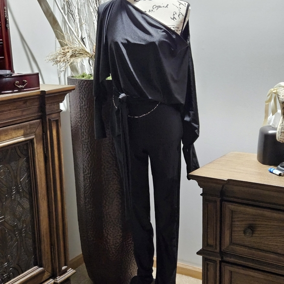 Jumper - Picture 2 of 4